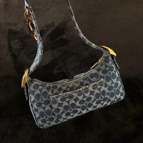 Coachtopia Cargo Shoulder Bag in Upcrafted Denim - Picture 11 of 16